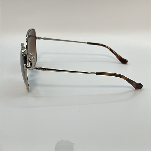 COACH Women’s Sunglasses HC7133 900574/Shiny light gold! In Excellent Condition! - Picture 4 of 10